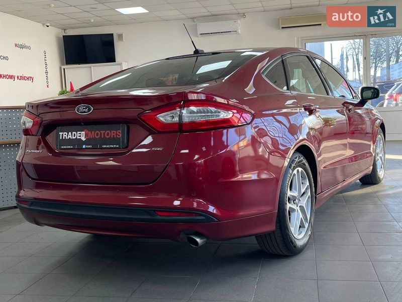 Седан Ford Fusion 2015 в Киеве