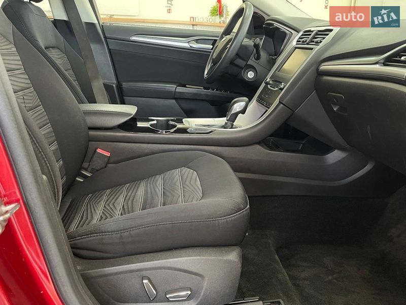 Седан Ford Fusion 2015 в Киеве
