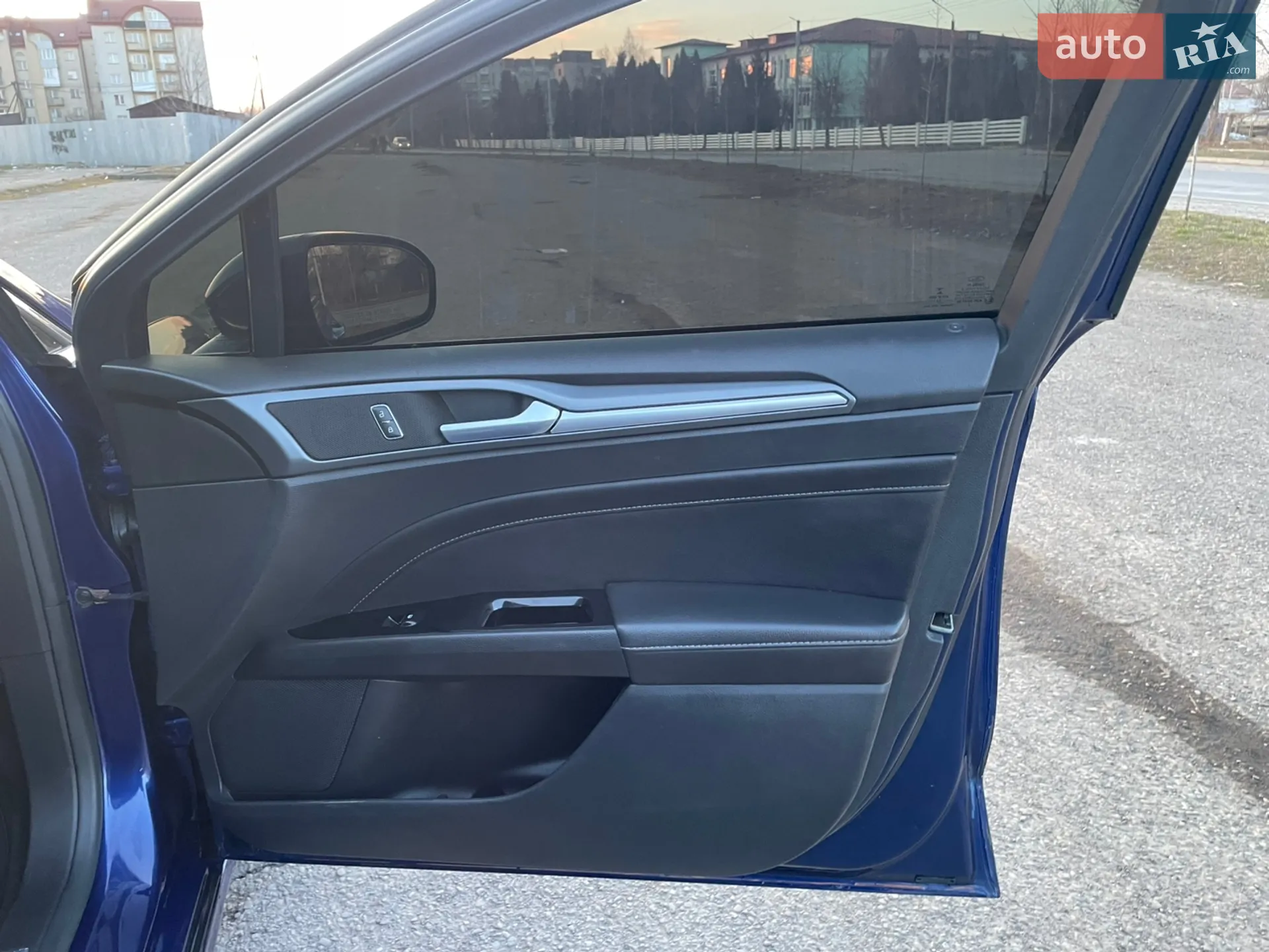2012 Ford Fusion - мініатюра 32
