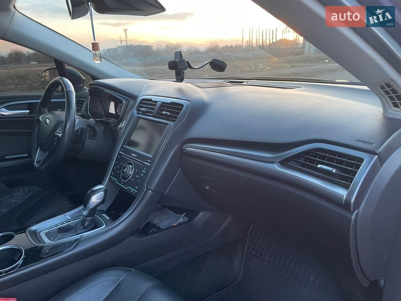 Седан Ford Fusion 2012 в Коломые