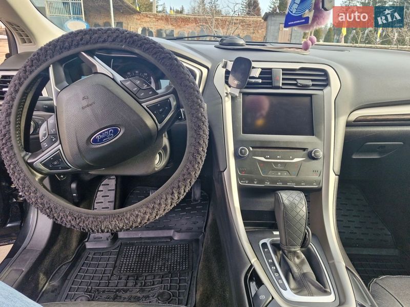 Седан Ford Fusion 2015 в Вишгороді