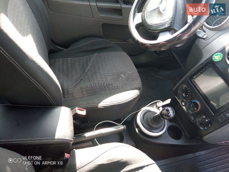 Хэтчбек Ford Fusion 2004 в Смеле