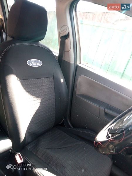 Хэтчбек Ford Fusion 2004 в Смеле