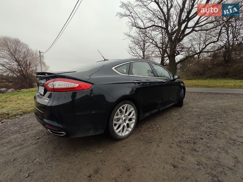 Седан Ford Fusion 2014 в Львове