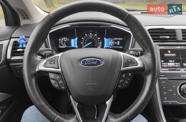 Седан Ford Fusion 2014 в Львове