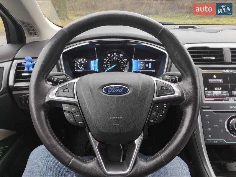 Седан Ford Fusion 2014 в Львове