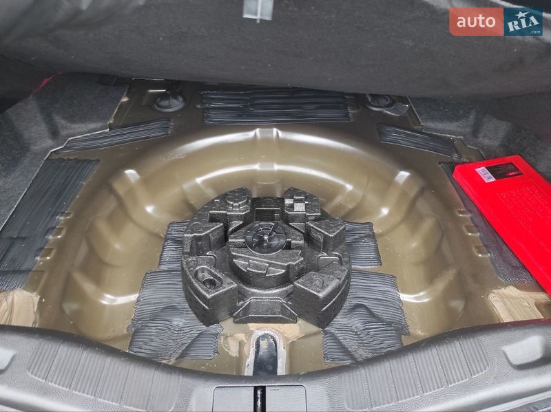 Седан Ford Fusion 2014 в Львове