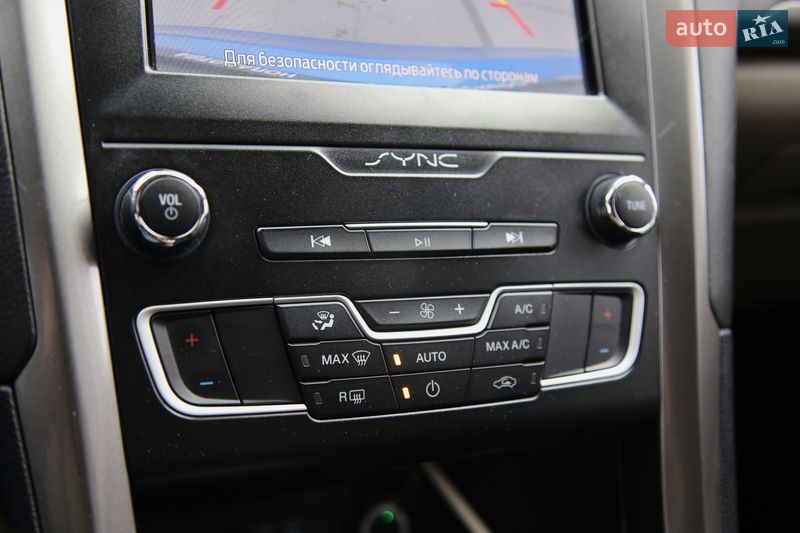 Седан Ford Fusion 2019 в Харкові