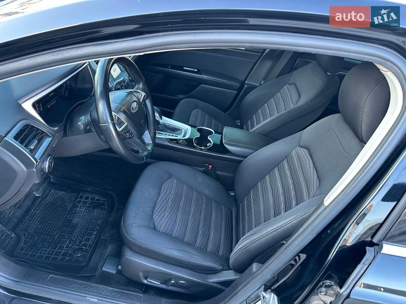 Седан Ford Fusion 2015 в Івано-Франківську