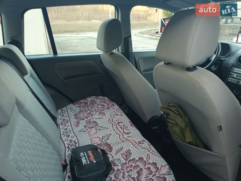 Хэтчбек Ford Fusion 2005 в Одессе