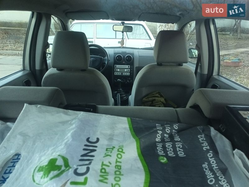 Хэтчбек Ford Fusion 2005 в Одессе