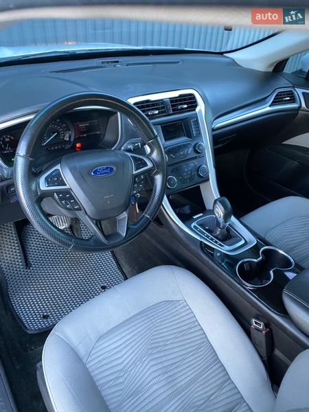 Седан Ford Fusion 2015 в Ивано-Франковске
