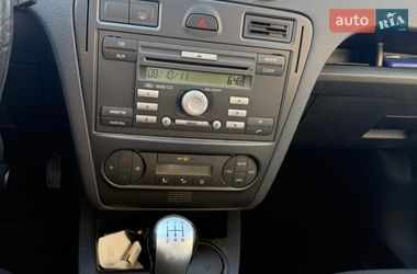 Хэтчбек Ford Fusion 2011 в Долине