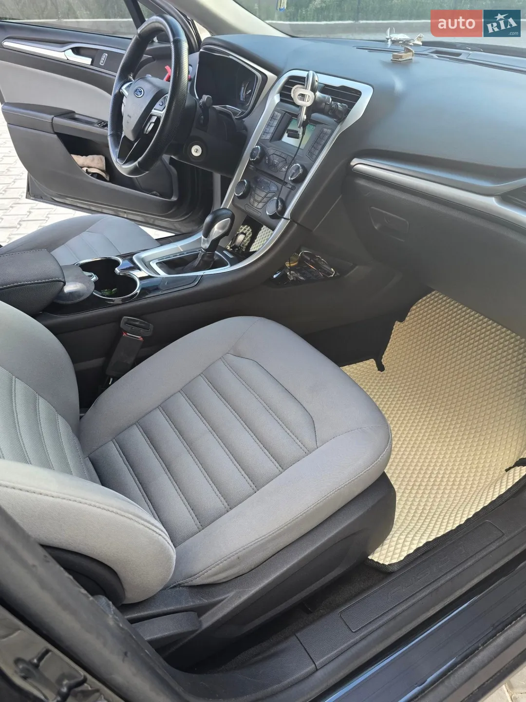 2013 Ford Fusion - мініатюра 10