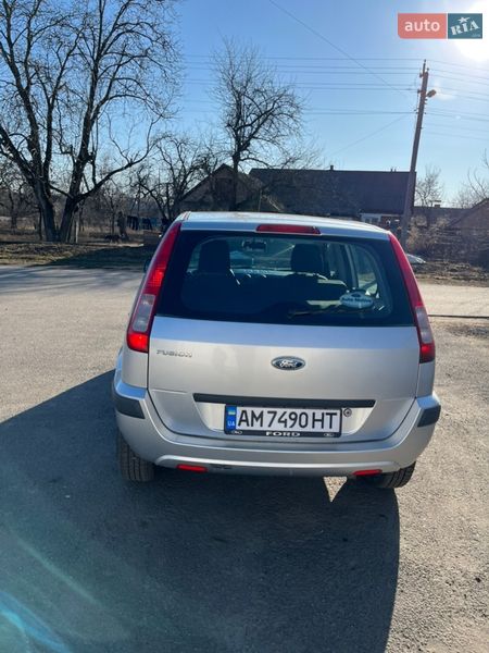 Хэтчбек Ford Fusion 2010 в Любаре