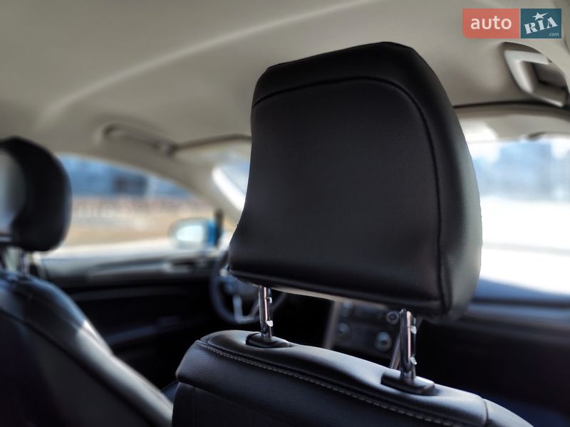 Седан Ford Fusion 2017 в Києві