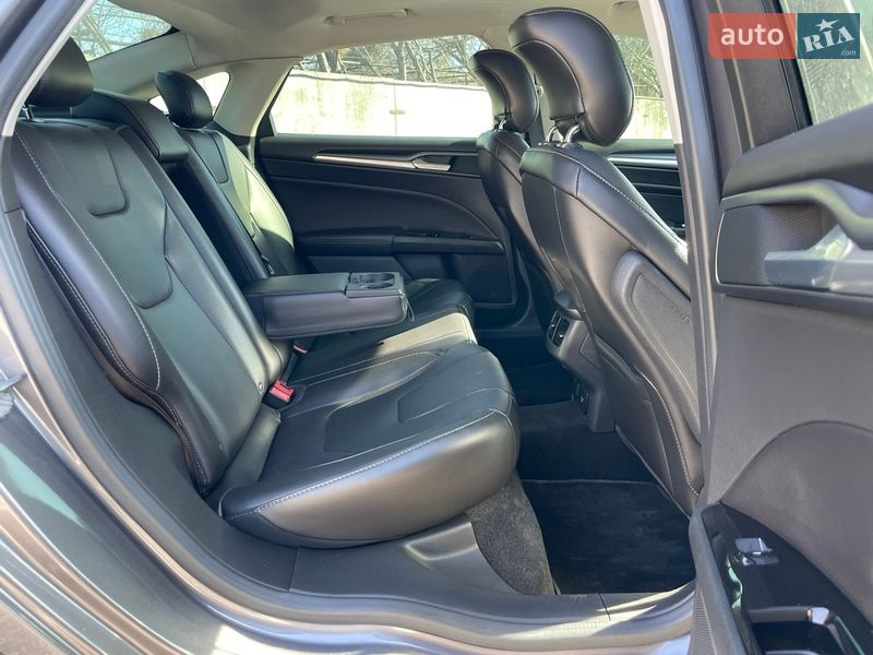 Седан Ford Fusion 2013 в Киеве