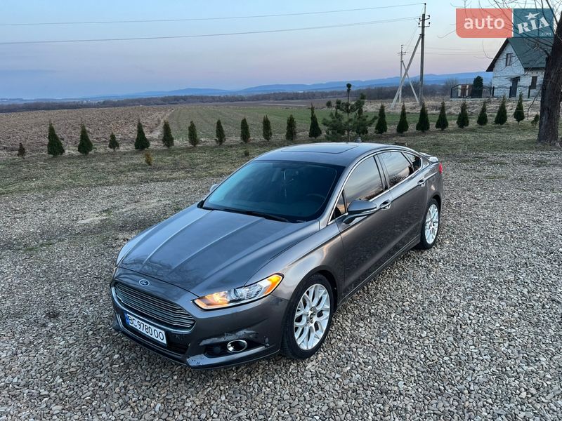 Седан Ford Fusion 2013 в Старому Самборі