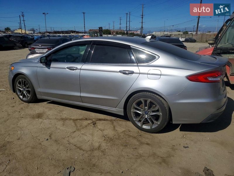 Седан Ford Fusion 2020 в Тернополе