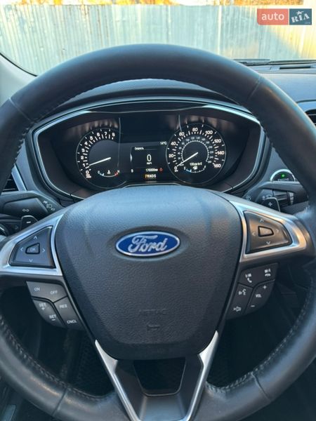 Седан Ford Fusion 2016 в Киеве