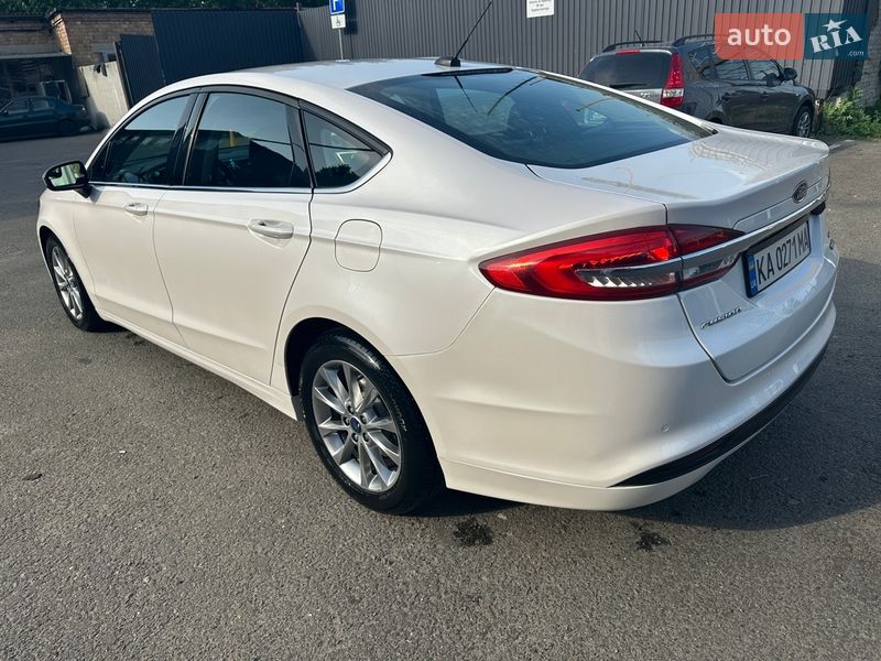 Седан Ford Fusion 2017 в Києві