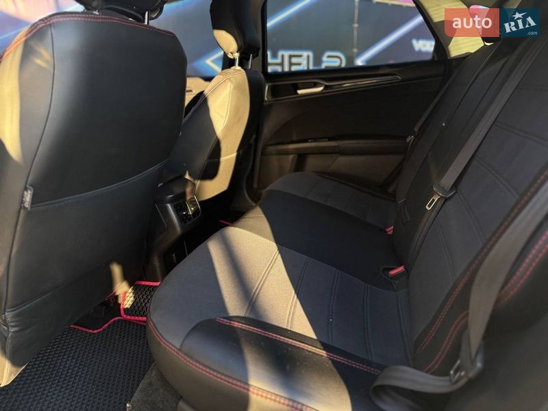 Седан Ford Fusion 2015 в Запорожье