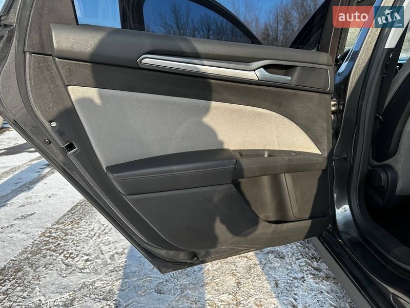 Седан Ford Fusion 2016 в Кривом Роге