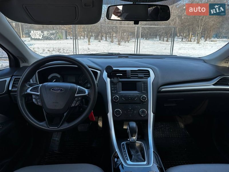 Седан Ford Fusion 2016 в Кривом Роге