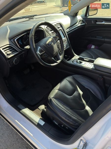 Седан Ford Fusion 2020 в Одессе