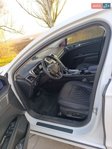 Седан Ford Fusion 2016 в Днепре