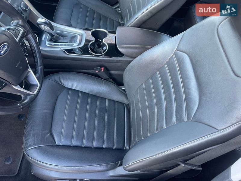 Седан Ford Fusion 2013 в Киеве