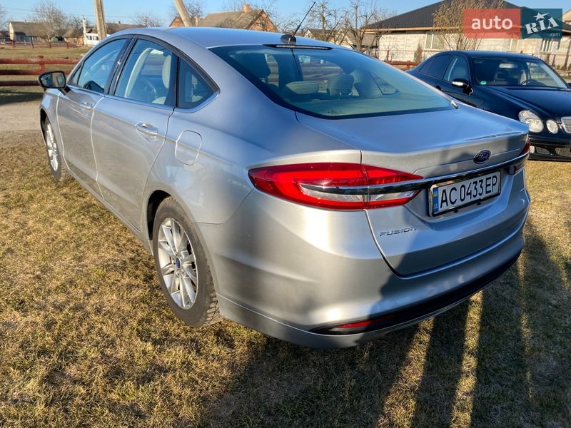 Седан Ford Fusion 2016 в Луцке