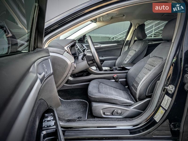 Седан Ford Fusion 2015 в Киеве фото 5 Седан Ford Fusion 2015 в Киеве