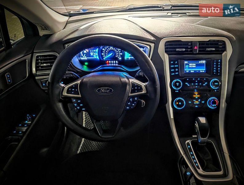 Седан Ford Fusion 2015 в Киеве фото 11 Седан Ford Fusion 2015 в Киеве