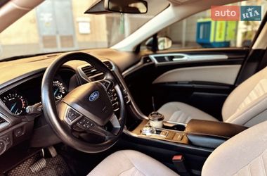 Седан Ford Fusion 2018 в Кривому Розі