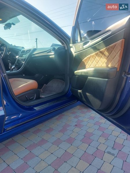 Седан Ford Fusion 2015 в Луцке