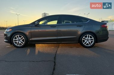 Седан Ford Fusion 2015 в Одесі