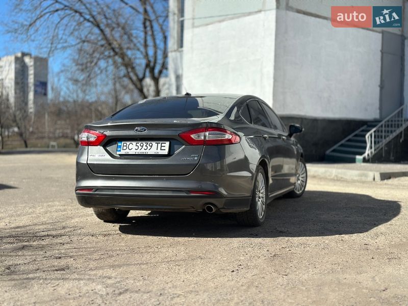 Седан Ford Fusion 2016 в Харькове