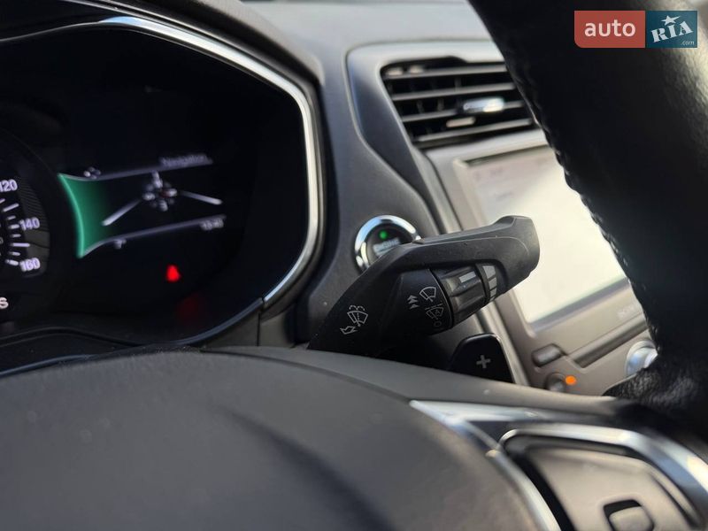 Седан Ford Fusion 2019 в Києві