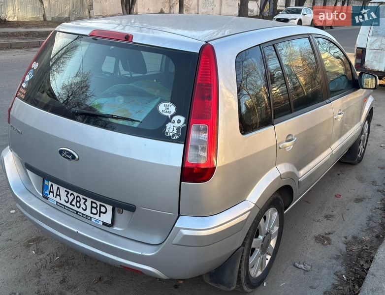 Хэтчбек Ford Fusion 2011 в Киеве