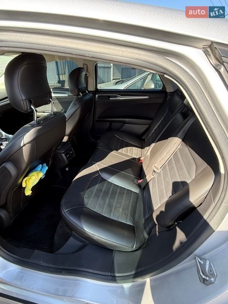 Седан Ford Fusion 2014 в Киеве