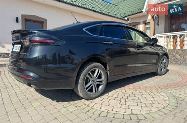 Седан Ford Fusion 2014 в Гвоздеце