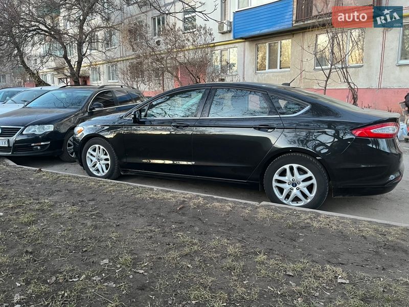 Седан Ford Fusion 2015 в Мироновке