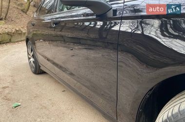 Седан Ford Fusion 2019 в Львове