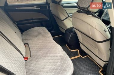 Седан Ford Fusion 2019 в Львове