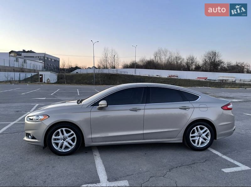 Ford Fusion 2015