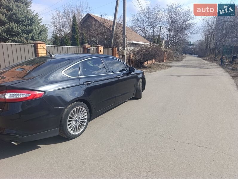 Седан Ford Fusion 2014 в Києві