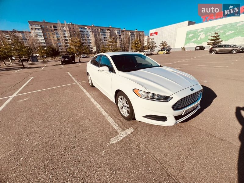 Седан Ford Fusion 2015 в Миколаєві
