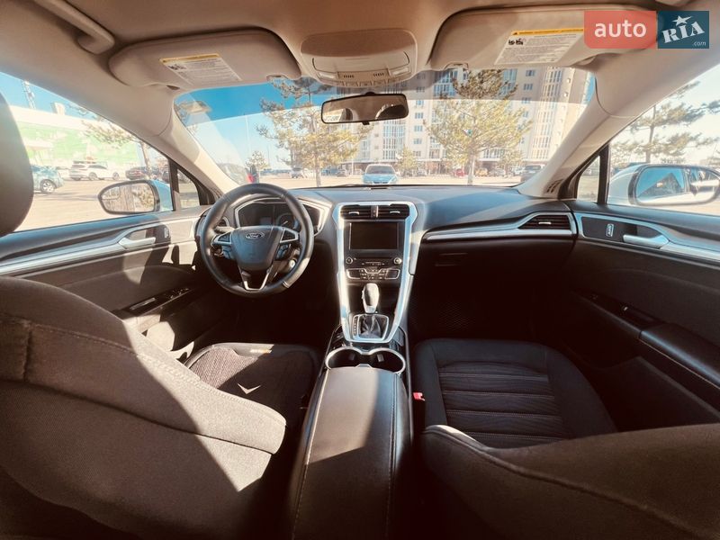 Седан Ford Fusion 2015 в Миколаєві