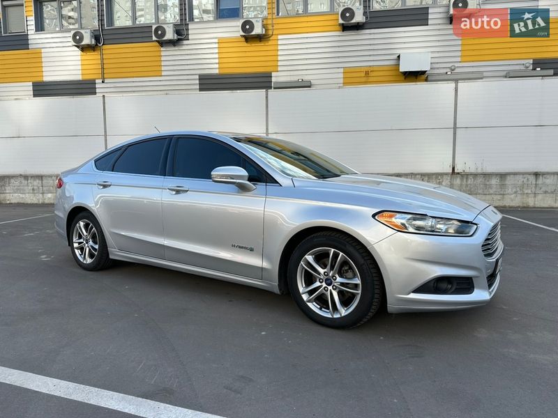 Седан Ford Fusion 2016 в Киеве